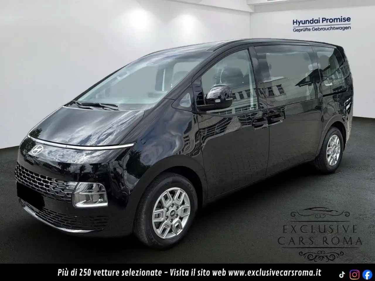 Hyundai STARIA 1.6 HEV AT 2WD 9 posti + IVA — photo 1 of 15