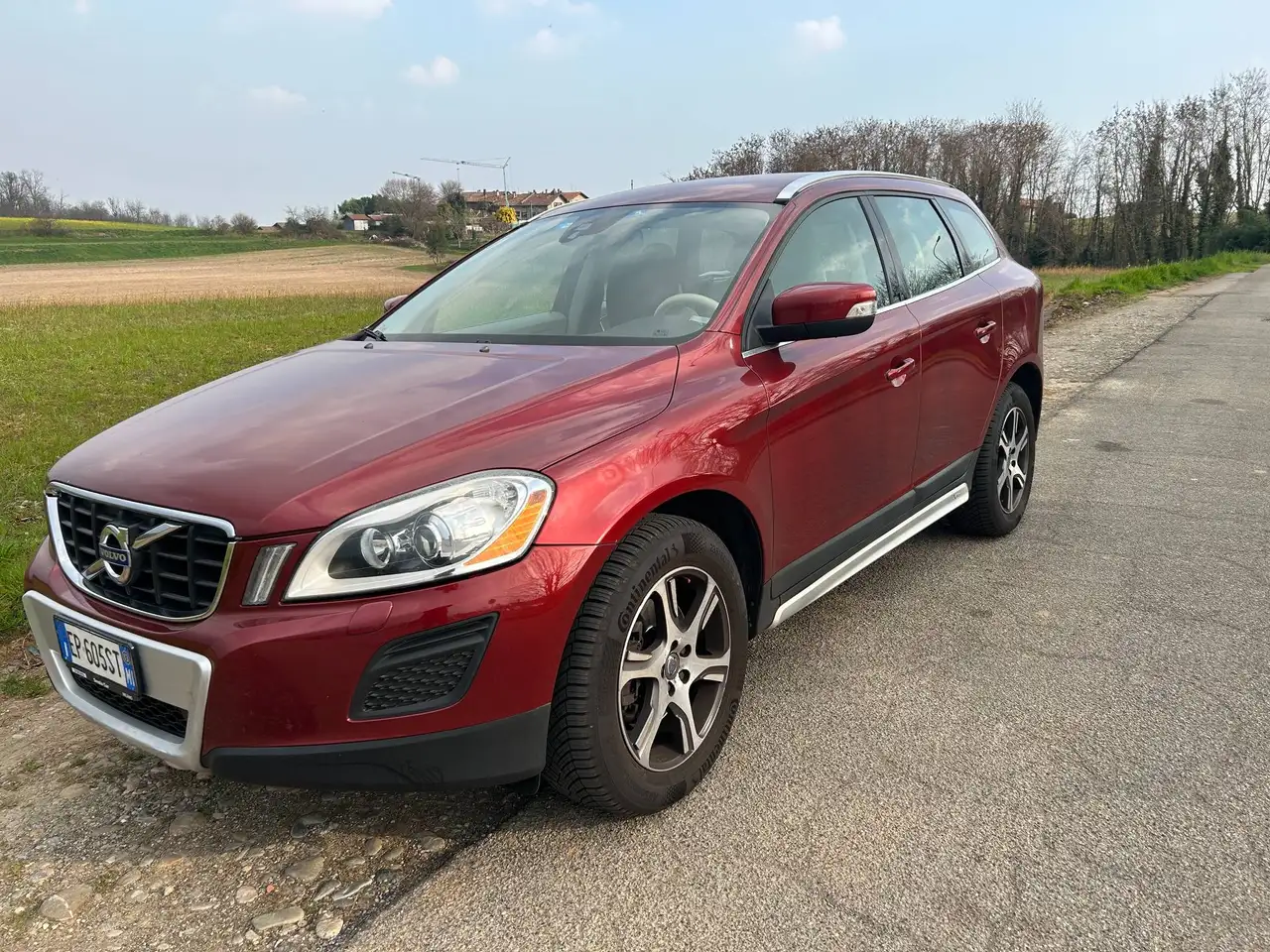 Volvo XC60 T6 Summum — photo 1 of 13