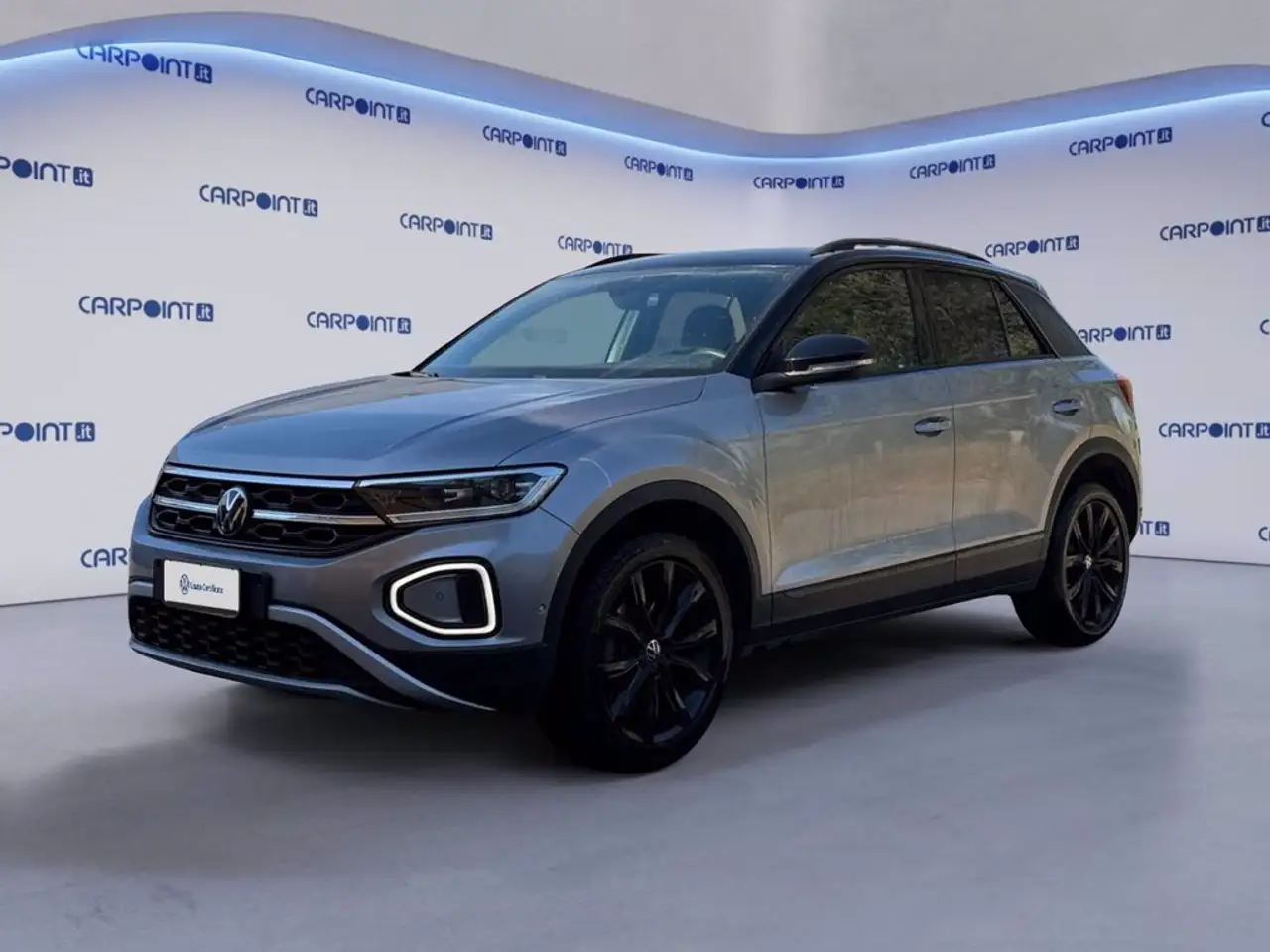 Volkswagen T-Roc 1.5 tsi style — photo 1 of 18