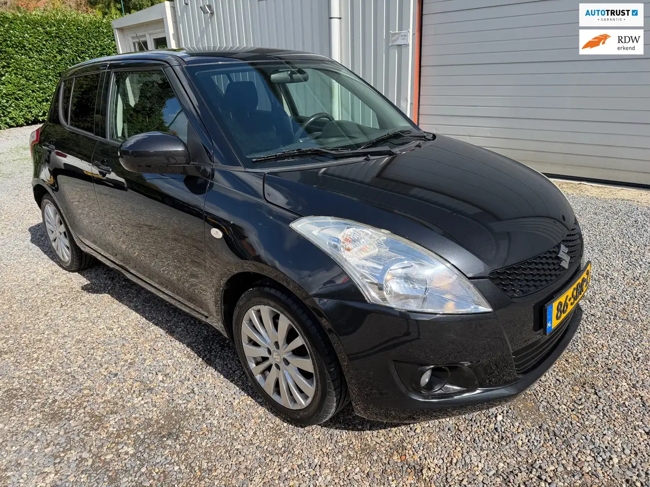 Suzuki Swift 1.2 Exclusive EASSS CRUISE.CLIMA.NEW-APK.4xNEW.BAN — photo 1 of 32