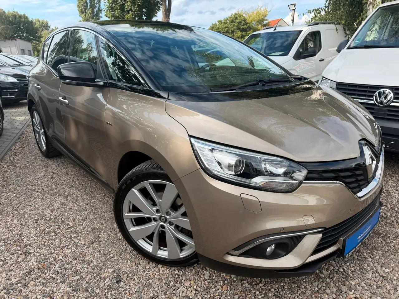 Renault Scenic IV Limited*2.HD*Aut*kamra*SHZ*TÜV NEU — photo 1 of 25
