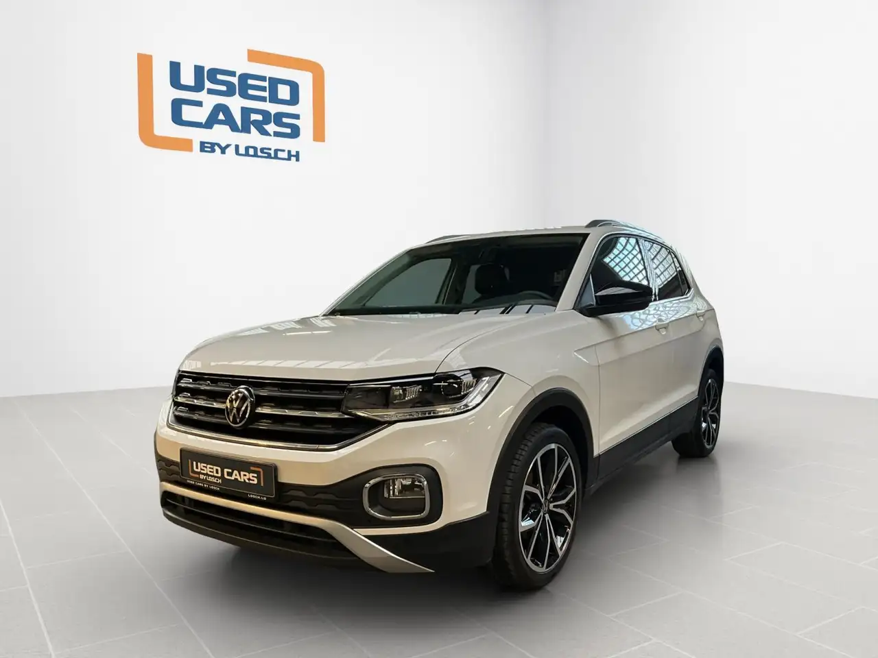 Volkswagen T-Cross Style+DSG+P.Technique+P.Lumiere+Black-Style+IQ-Dri — photo 1 of 21