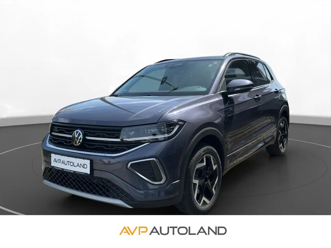 Volkswagen T-Cross 1.0 TSI DSG R-Line | AHK | NAVI | LED — photo 1 of 15