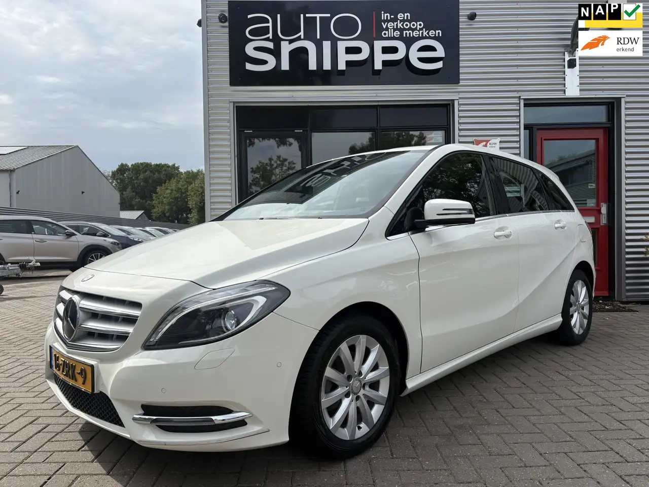 Mercedes-Benz B 180 Ambition -AUTOMAAT-DEALER ONDERHOUDEN-1STE EIGENAA — photo 1 of 34