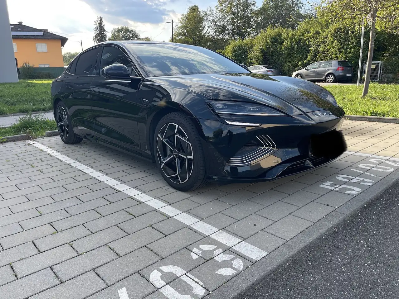 BYD Seal Excellence Österreich Paket 82,5kWh AWD — photo 1 of 17