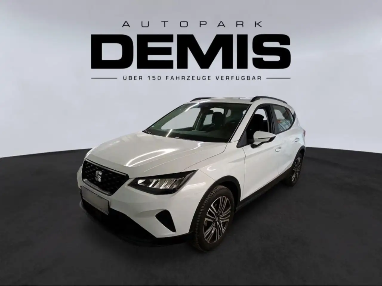 SEAT Arona Style Edition DSG/17ZOLL/PDC/SHZ/NAVI/TEMP — photo 1 of 8
