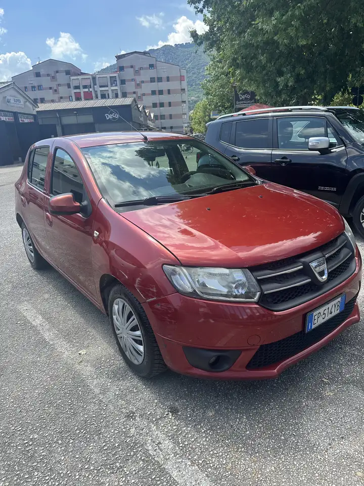 Dacia Sandero 1.2 16v Story (ambiance) Gpl — photo 1 of 12