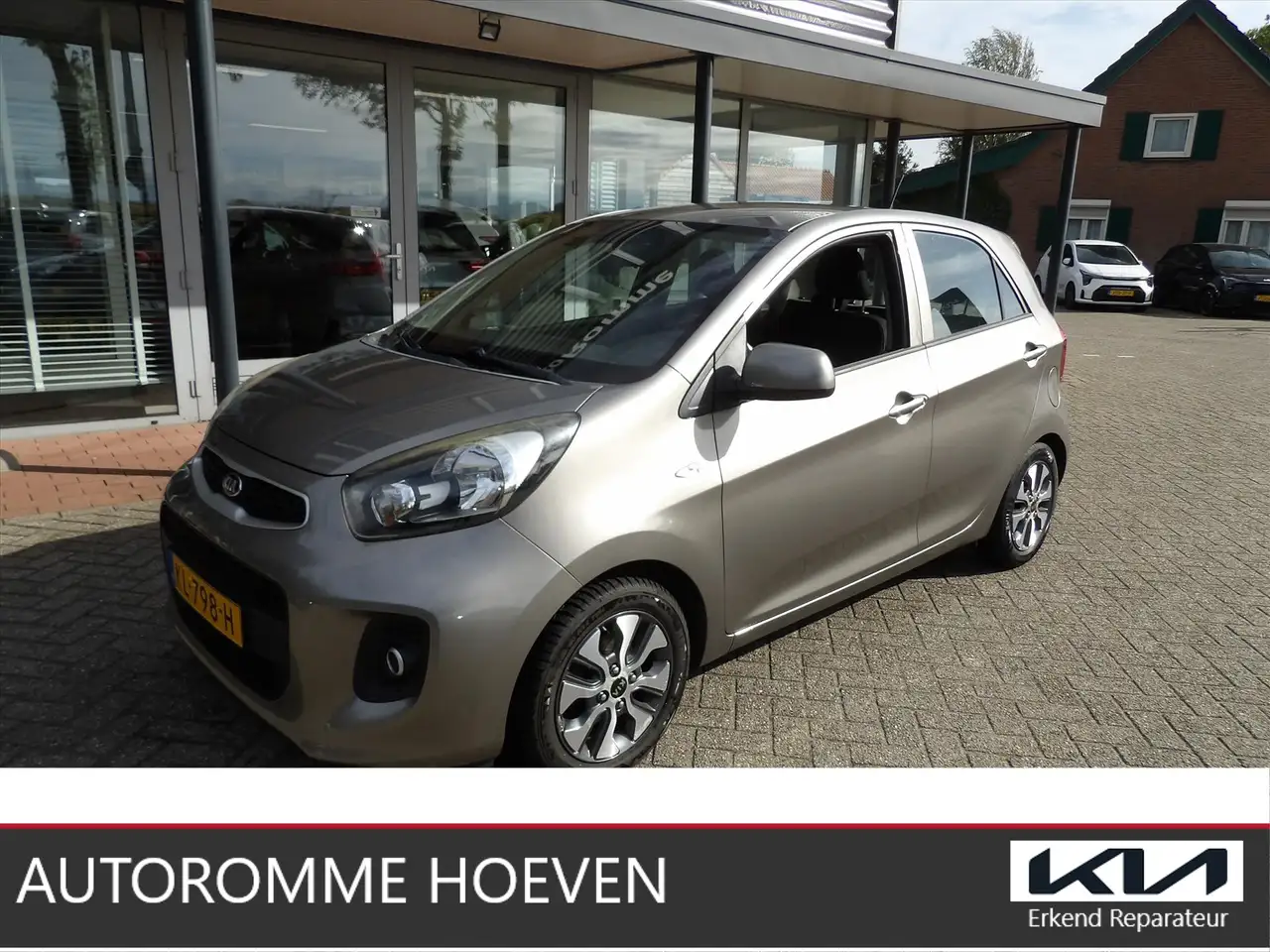 Kia Picanto 1.0 EconomyPlusLine Navigator Org. Ned. — photo 1 of 40