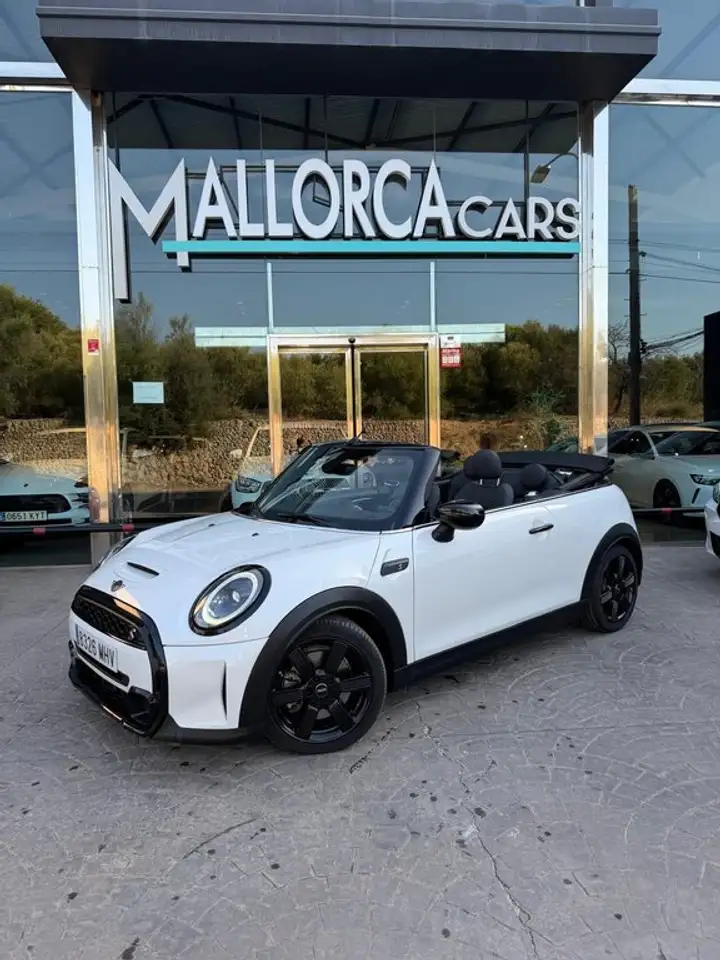 MINI Cooper S Cabrio Aut. — photo 1 of 13