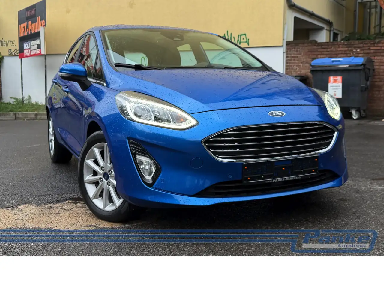 Ford Fiesta Titanium X*Automatik*R-Cam*Tempo*SHZ*Navi — photo 1 of 24
