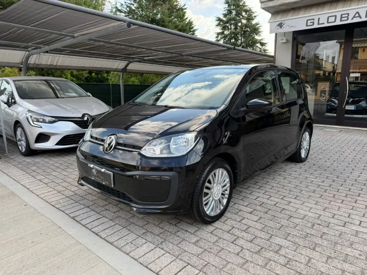 Volkswagen up! 1.0 5p. EVO sport up! BlueMotion Technology — photo 1 of 15