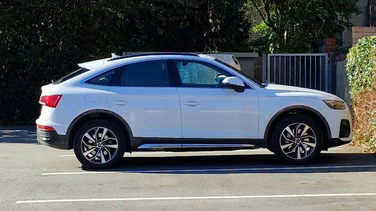 Audi Q5 40 TDI Sportback quattro S tronic advanced — photo 1 of 8
