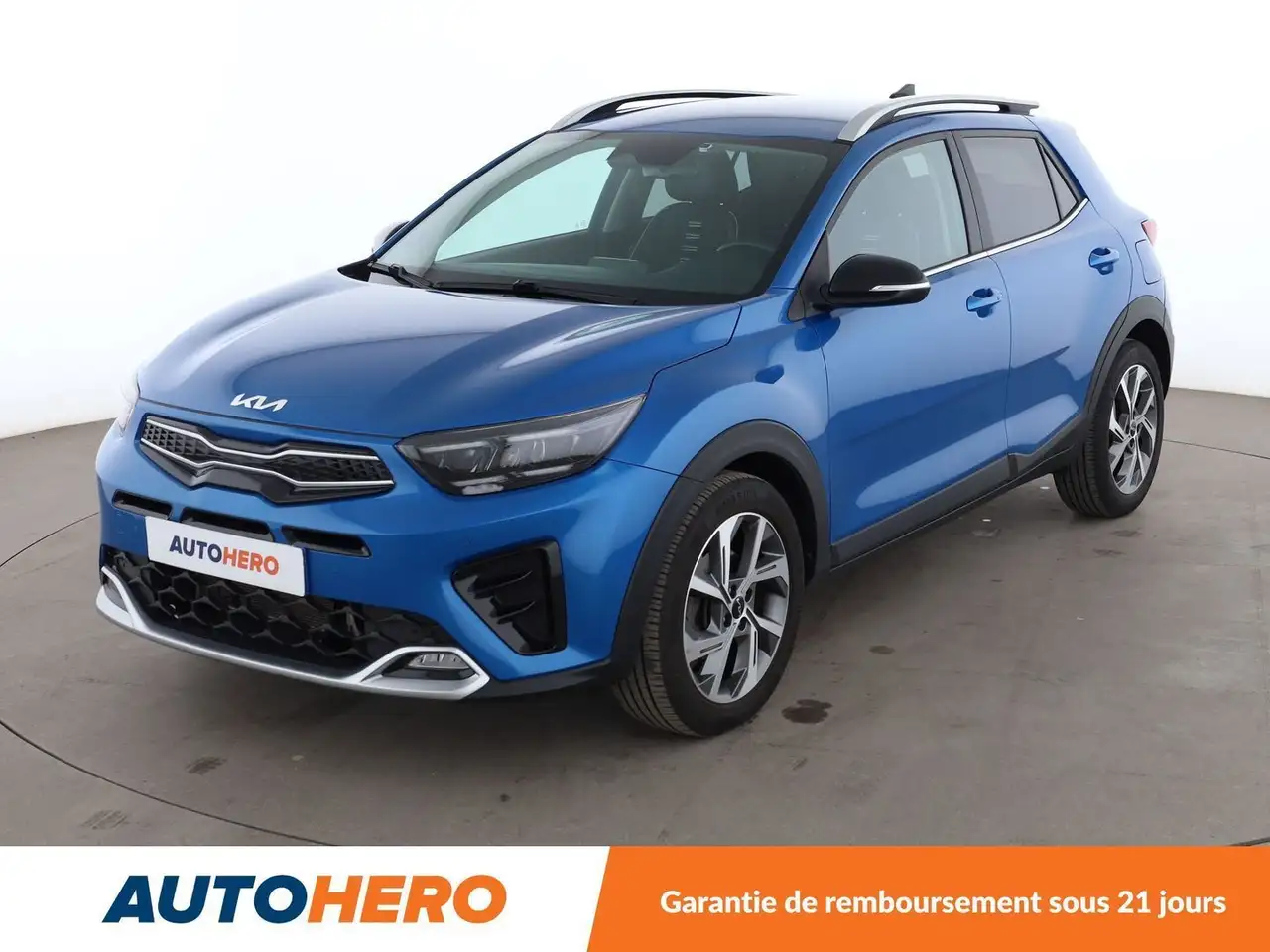 Kia Stonic 1.0 T-GDi GT Line DCT7 — photo 1 of 36