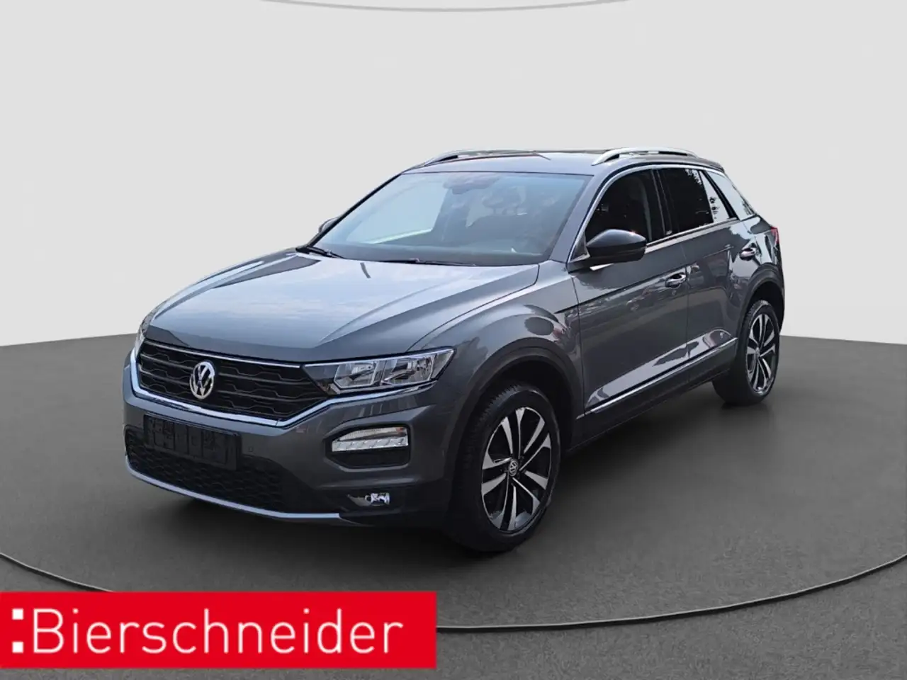Volkswagen T-Roc 1.5 TSI United AHK NAVI PARK-ASSIST — photo 1 of 27