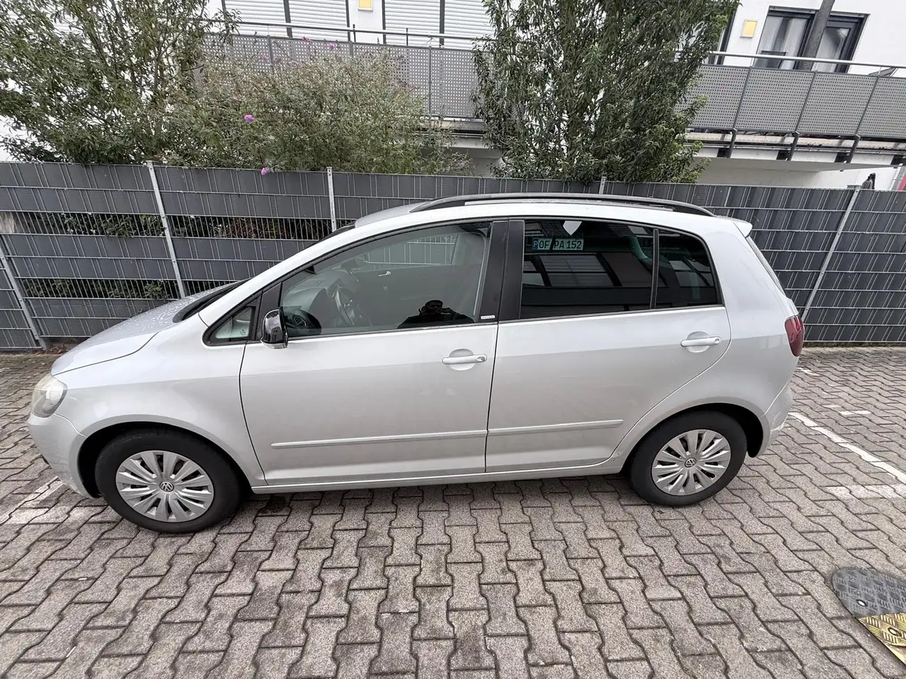 Volkswagen Golf Plus Golf VI Plus Diesel 1.6 TDI DPF Trendline — photo 1 of 17