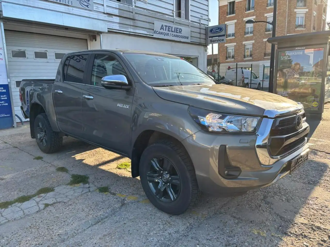 Toyota Hilux IV 4WD 2.4 D-4D 150 DOUBLE CABINE — photo 1 of 25