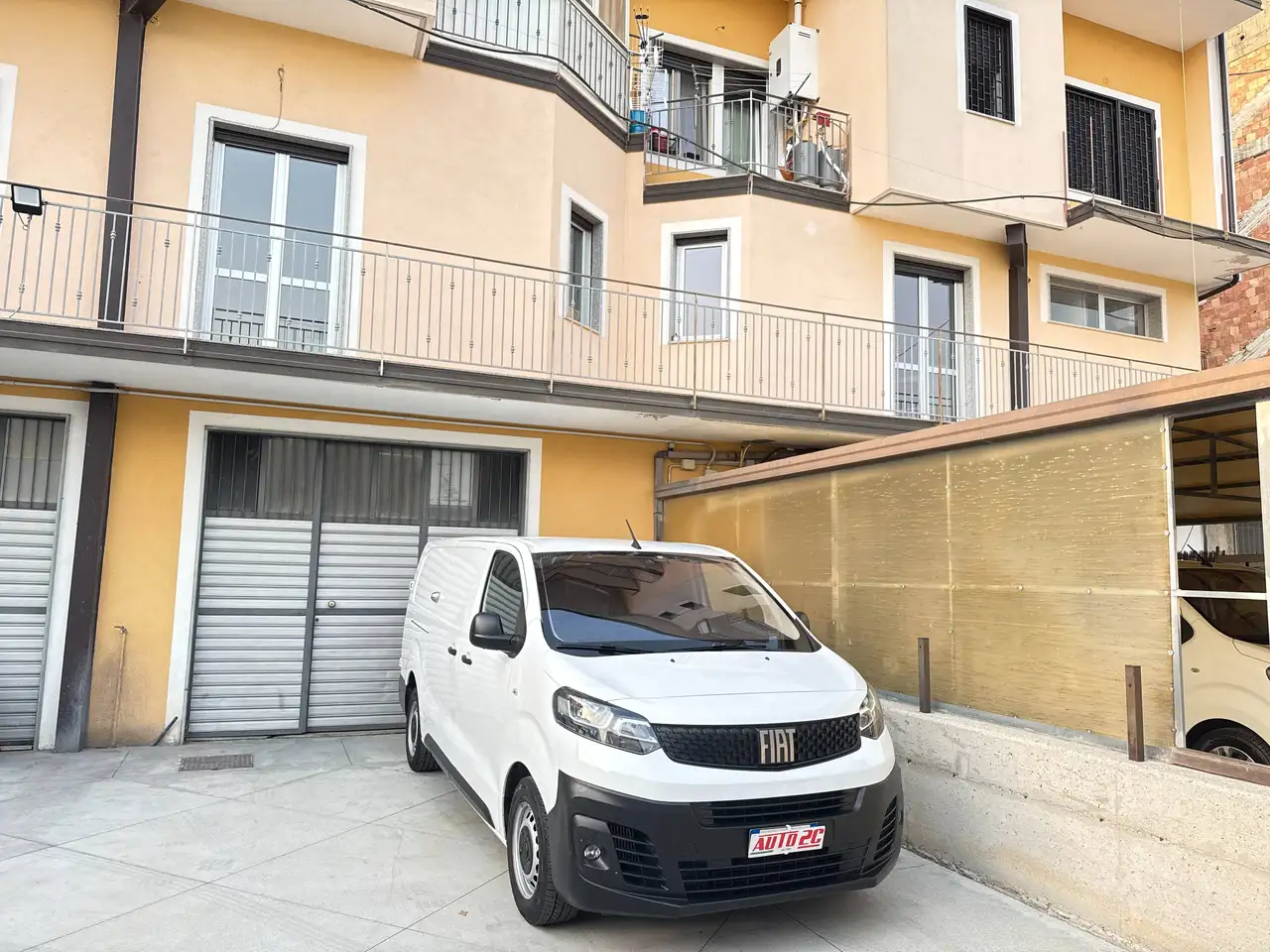 Fiat Scudo 2.0 BlueHdi 145cv L3 H1 Lounge — photo 1 of 15