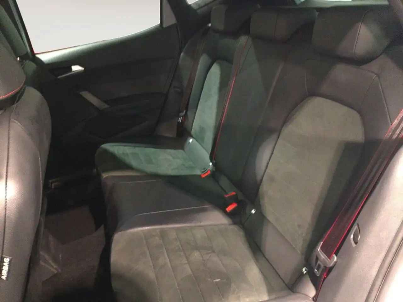 2024 SEAT Arona 1.5 TSI S&S FR DSG7 XM 150, photograph 9