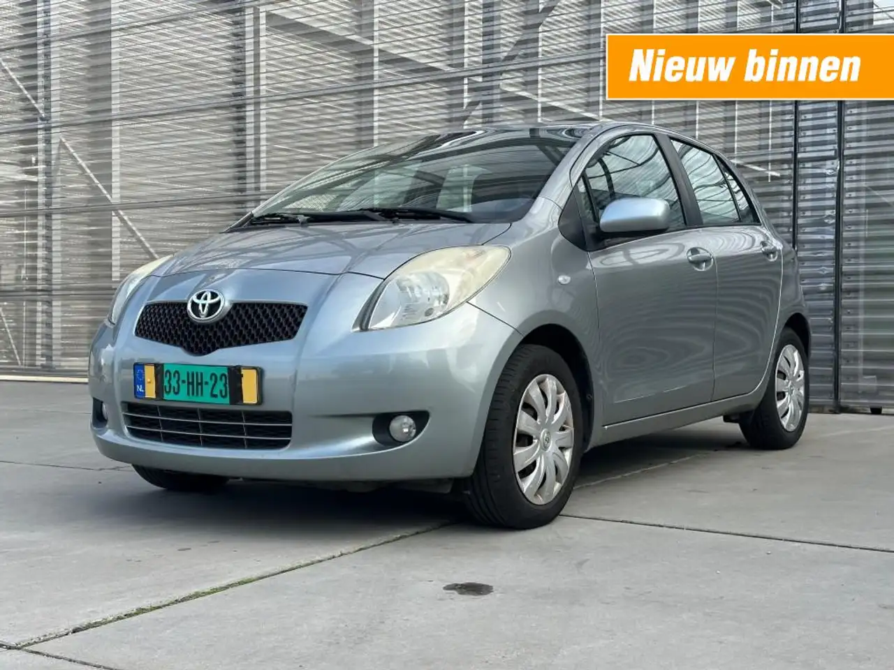 Toyota Yaris 1.3 VVTI SOL AIRCO LAGE KM !! 1e EIGENAAR !! — photo 1 of 10