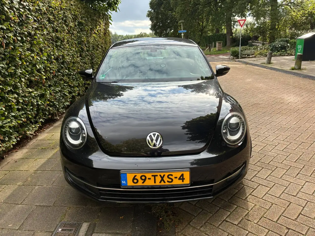 Volkswagen Beetle Beetle 1.4 TSI Sport — photo 1 of 18