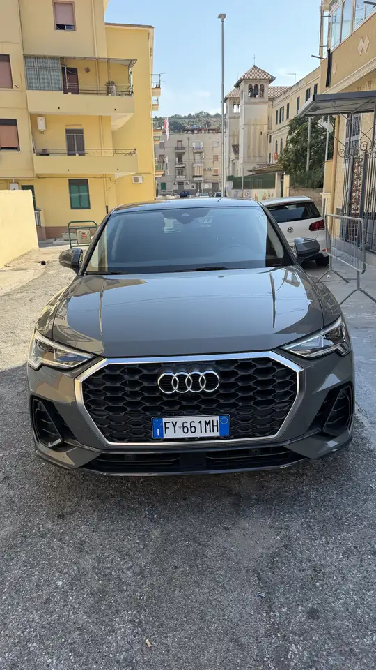 Audi Q3 Sportback 35 2.0 tdi Business Plus s-tronic — photo 1 of 10