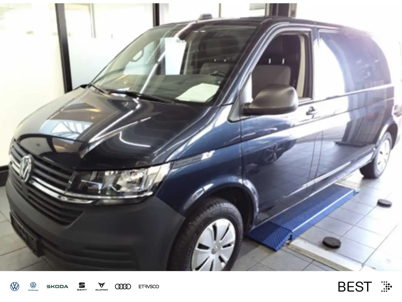 Volkswagen T6.1 Kasten LR 2.0 TDI AHK, Navi, Klima, — photo 1 of 6