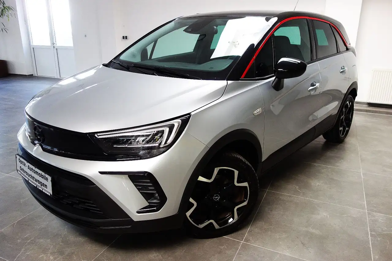 Opel Crossland X Crossland 1.2 GS Line high gloss Auto/LED/Kamera — photo 1 of 23