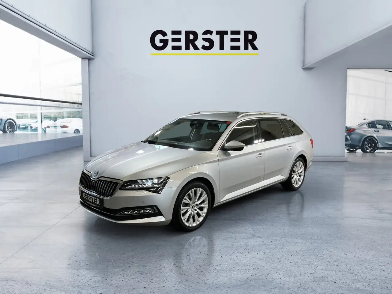 Skoda Superb Combi 2.0 TDI Style ACC LED SHZ 2xKlima — photo 1 of 24