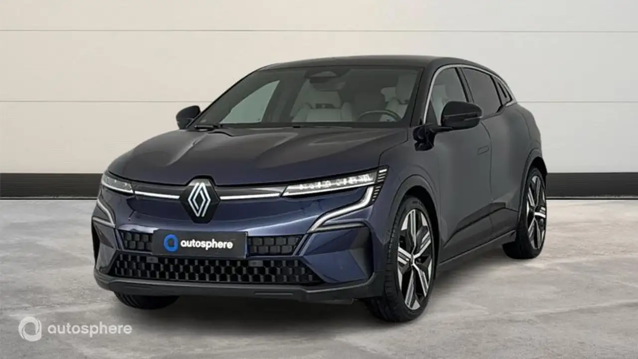 Renault Megane E-Tech Electric EV60 220ch Iconic super charge — photo 1 of 20