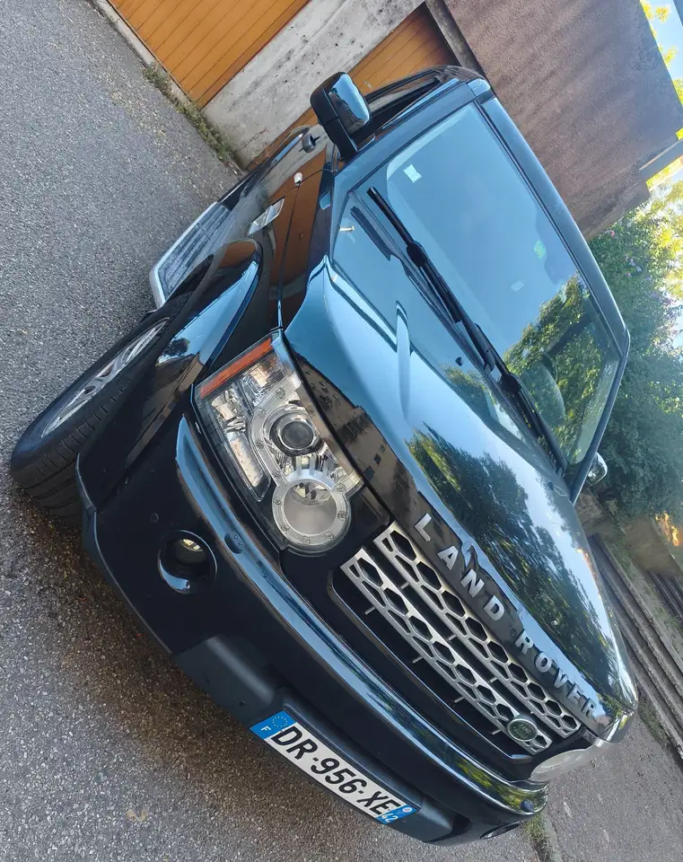 Land Rover Discovery Discovery 4 TDV6 2.7L DPF S A — photo 1 of 4