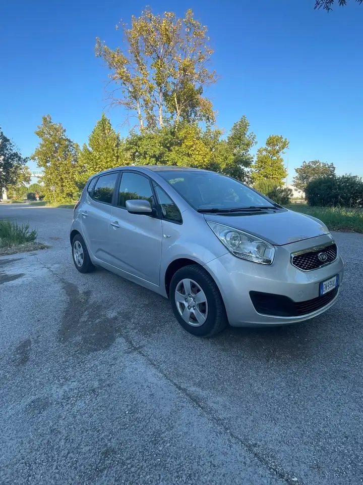 Kia Venga 1.4 cvvt Active (EX easy) — photo 1 of 10