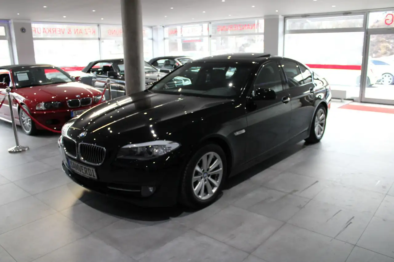 BMW 525 d SPORTPAKET LEDER NAVI XENON GSD EURO 5 &DPF — photo 1 of 15