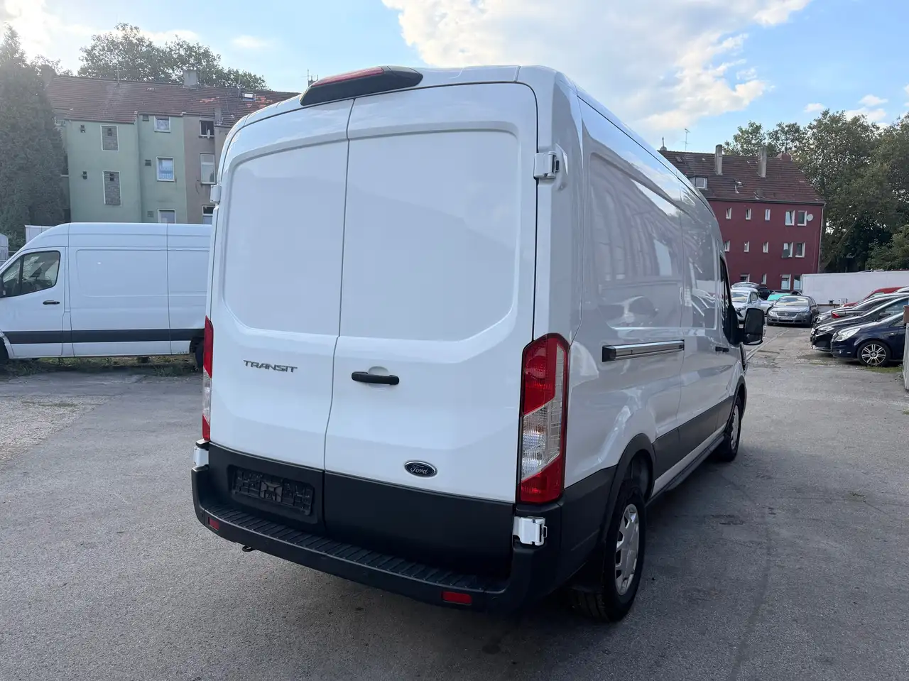 Ford Transit 330 L3 H2 Trend Klima Standheizung PDC 3Sitze Temp. — photo 1 of 15