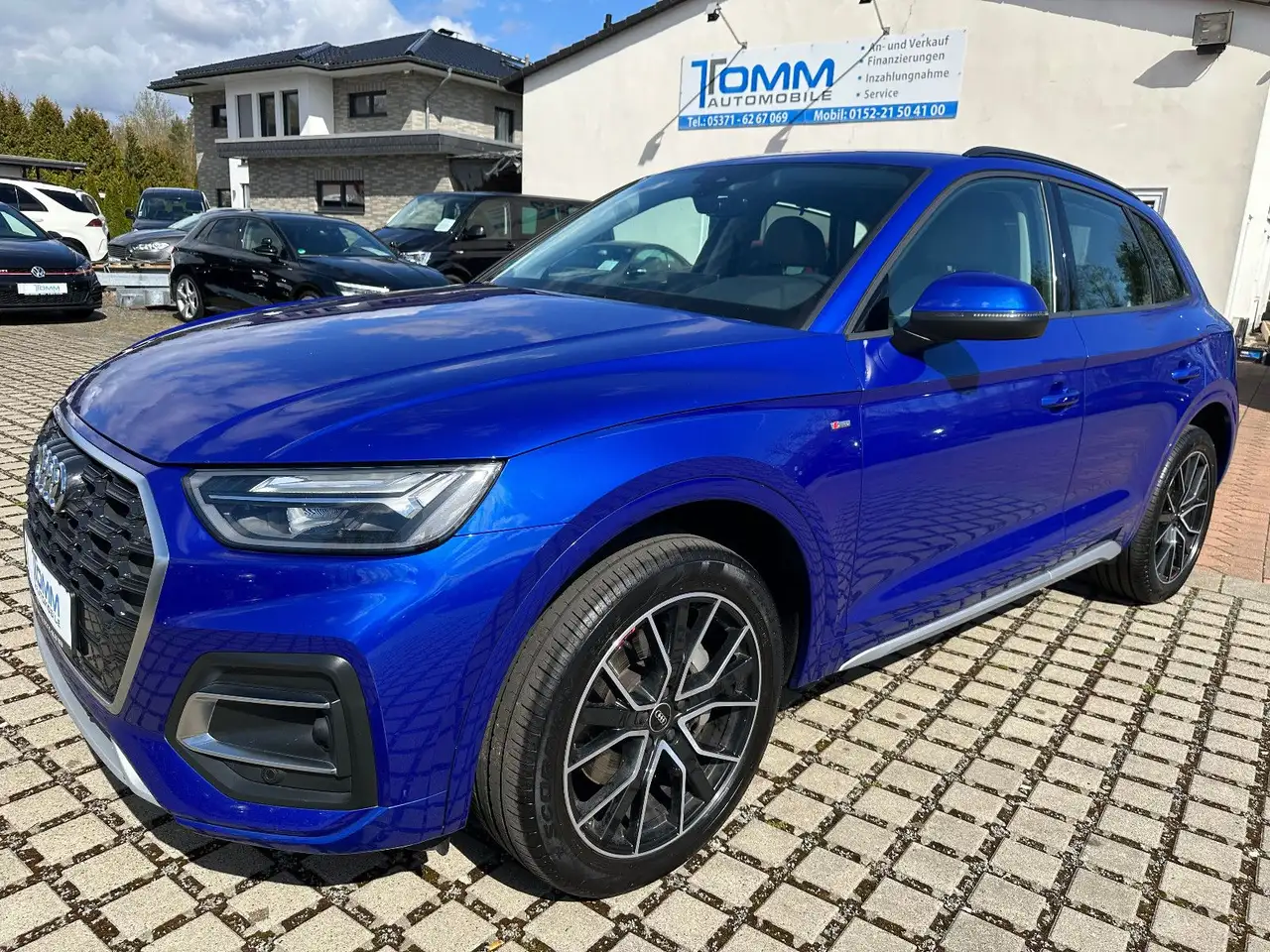 Audi Q5 55 TFSI e quattro S line / LEDER / LED/ AHK — photo 1 of 18