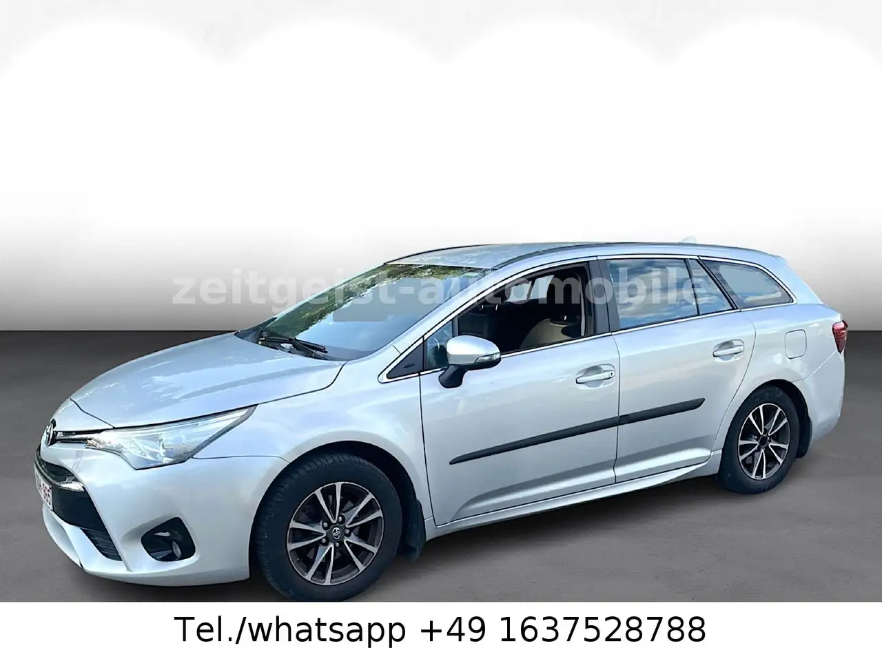 Toyota Avensis 1.6i *1.HAND*lückenlos s.h.gepflegt* — photo 1 of 11