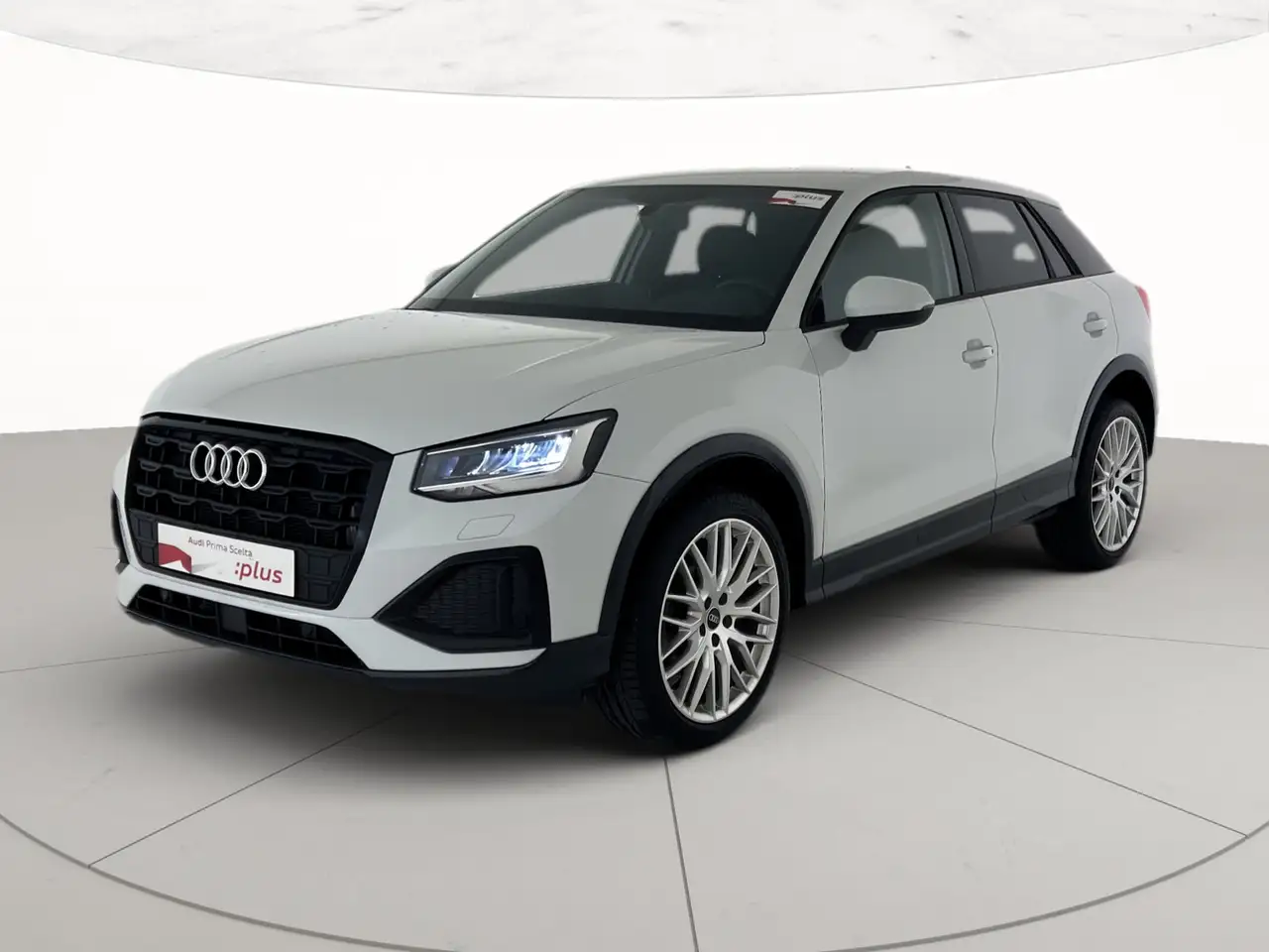 Audi Q2 35 2.0 tdi business advanced s-tronic — photo 1 of 15