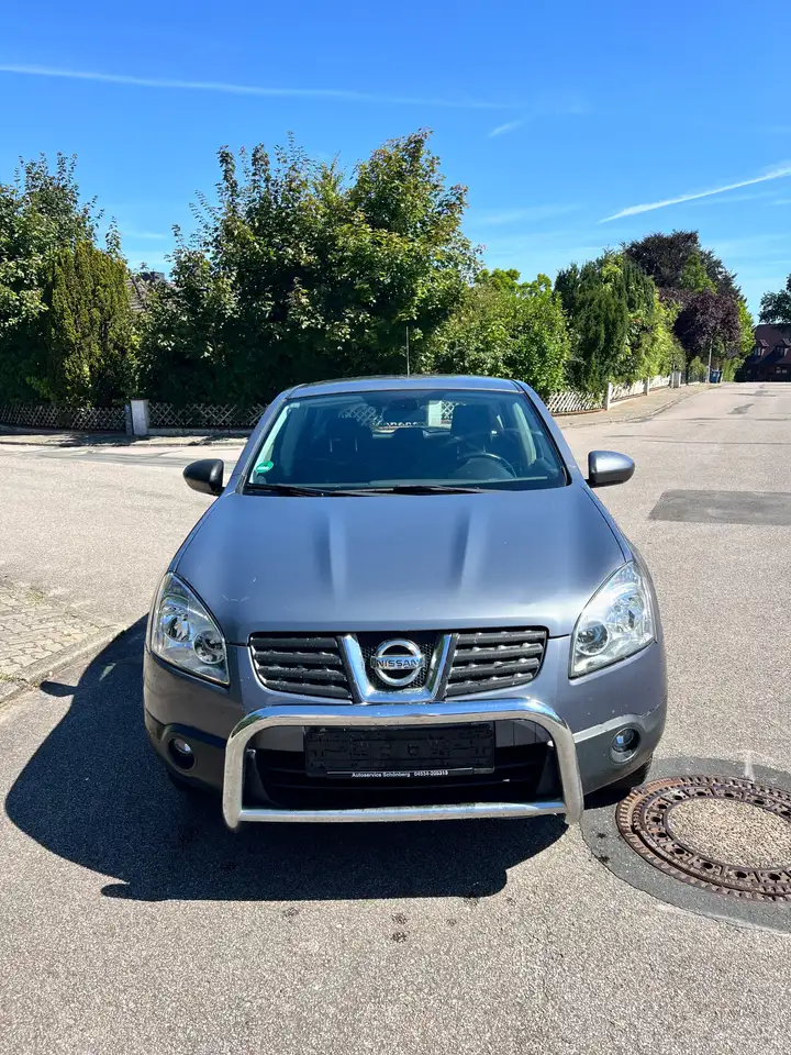 Nissan Qashqai Acenta 4X4 — photo 1 of 11