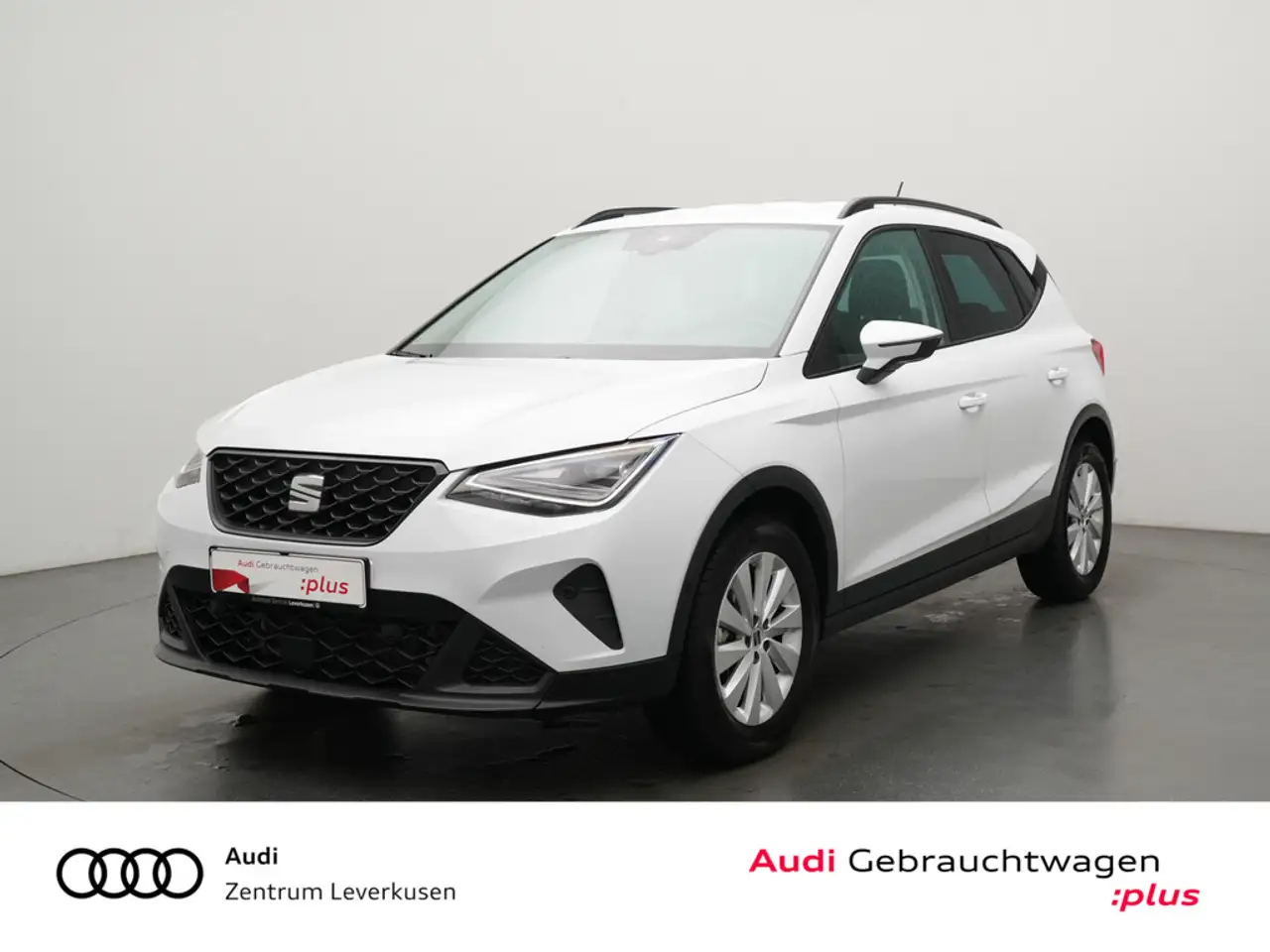 SEAT Arona Style NAVI VIRT ACC KAM SHZ CARPLAY LED — photo 1 of 14