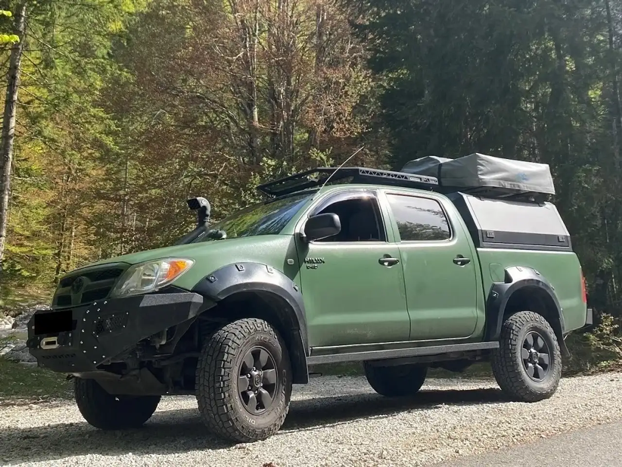 Toyota Hilux HiLux 4x4 Double Cab — photo 1 of 13