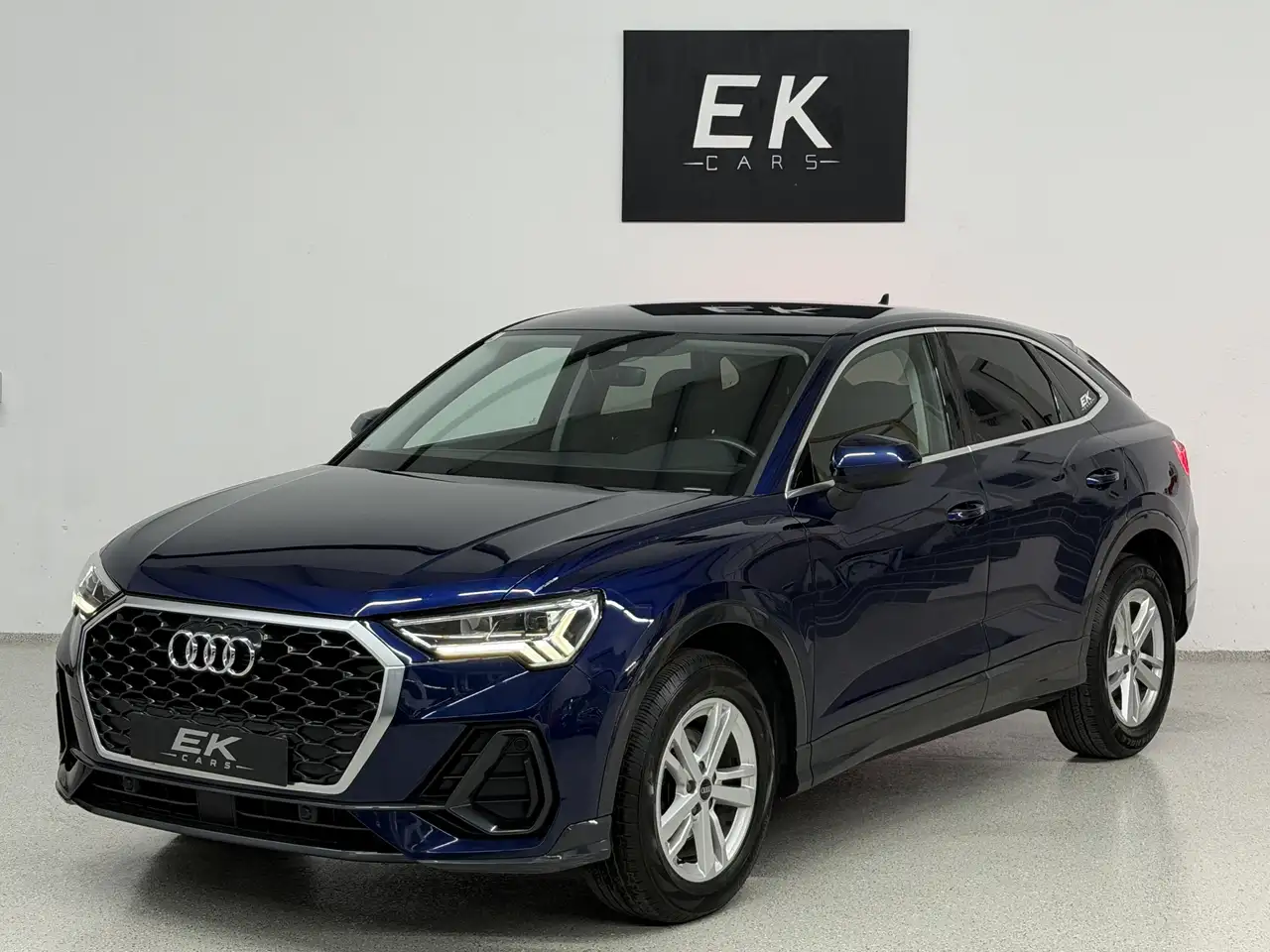 Audi Q3 35 TDI Sportback *AMBIENTE* *NAVI* *PDC* * SITZH* — photo 1 of 20