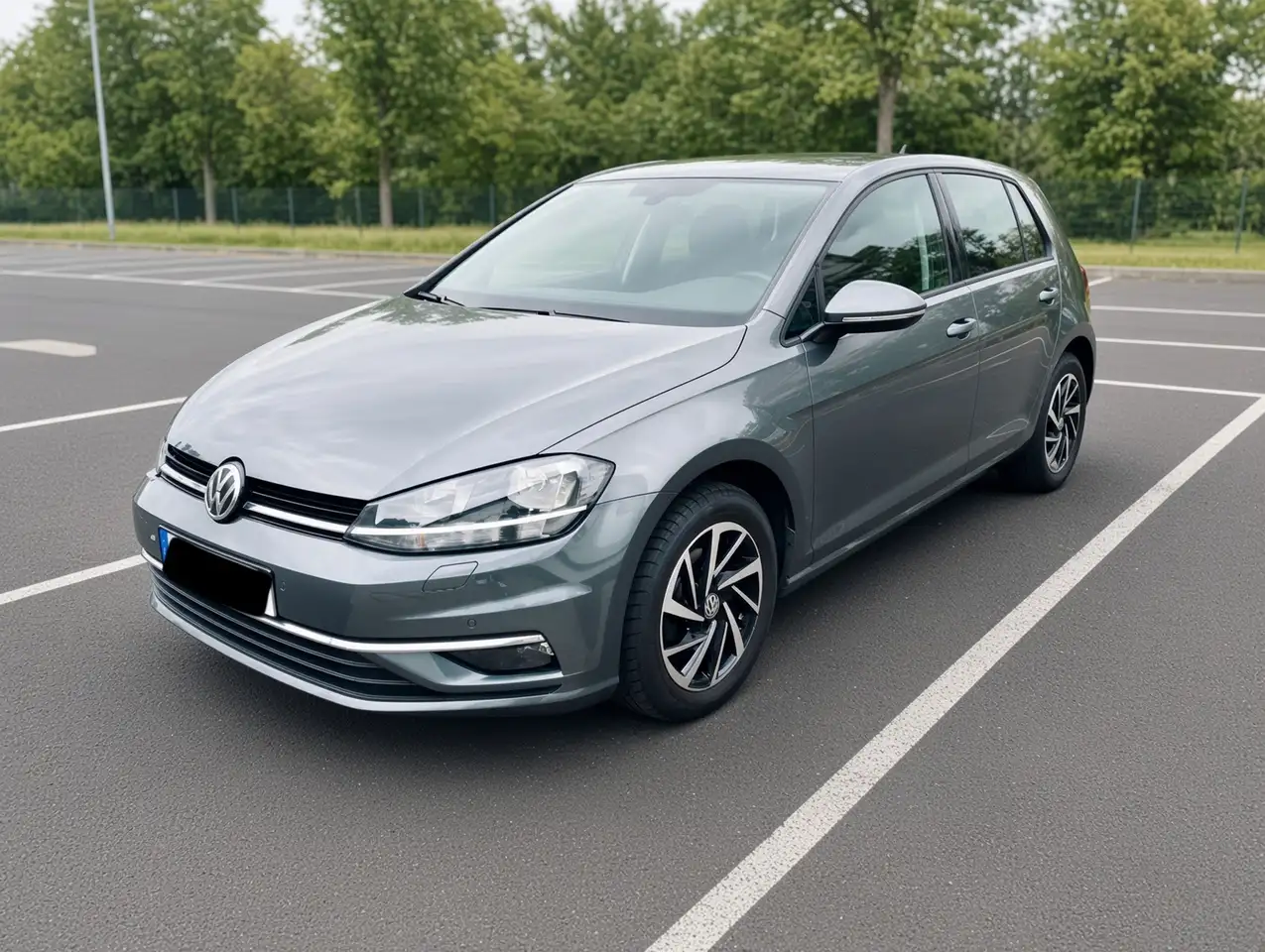 Volkswagen Golf 7 TSI Join, 39 Tkm, TÜV bis 04/28, CarPlay etc. — photo 1 of 10