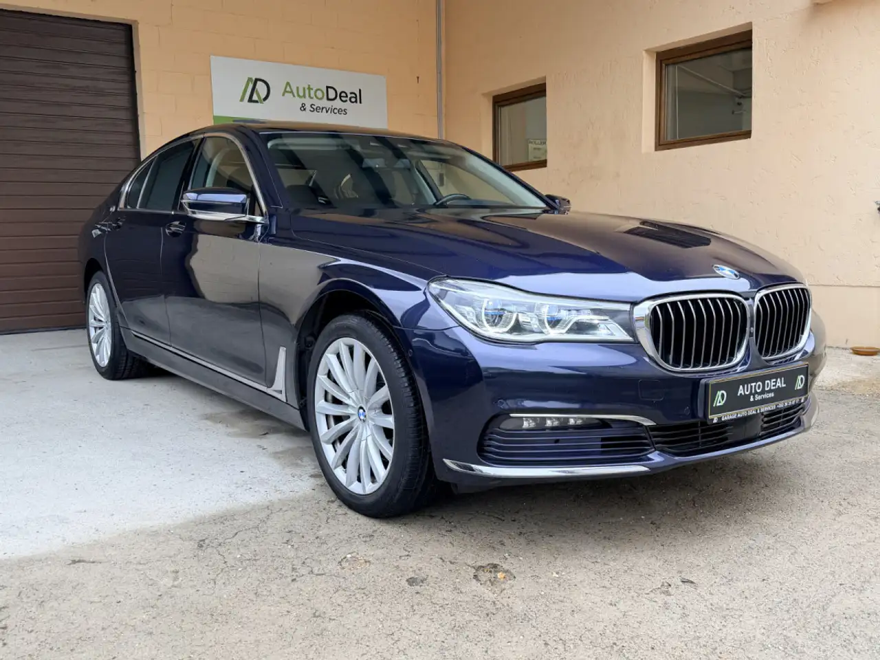 BMW 740 d xDrive Camera 360° Head-UP, Toit Ouvrant 320cv — photo 1 of 18