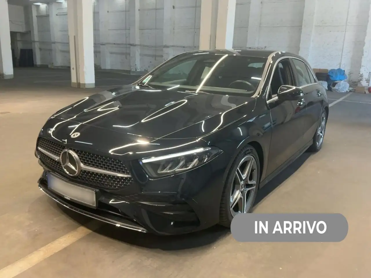 Mercedes-Benz A 180 AMG Line Premium Plus 7G-DCT — photo 1 of 15