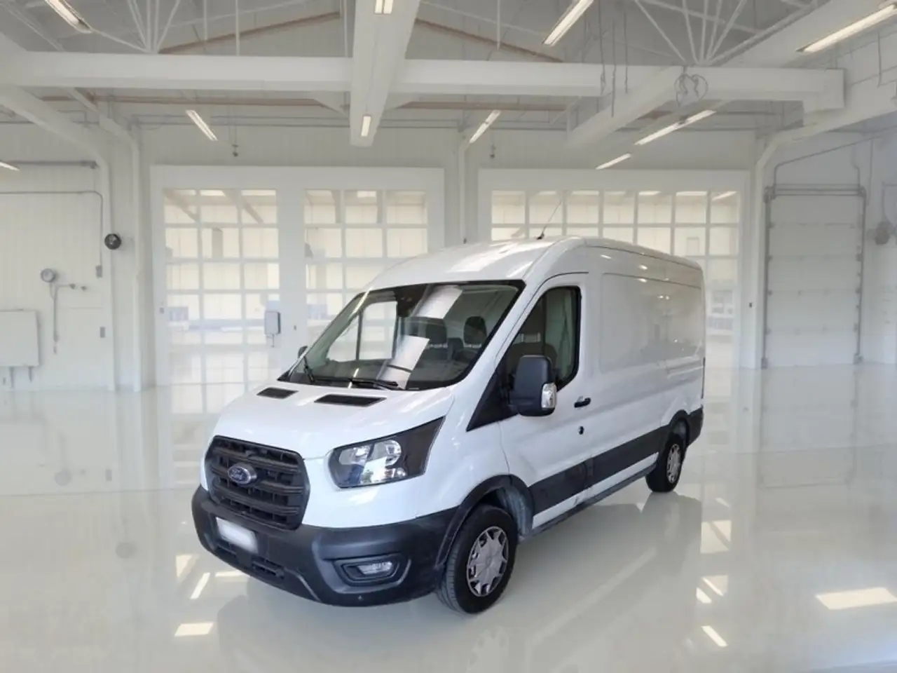 Ford Transit 310 L2H2 Trend 2.0 Eco 130 Cv 4 PORTE FURGONE — photo 1 of 10