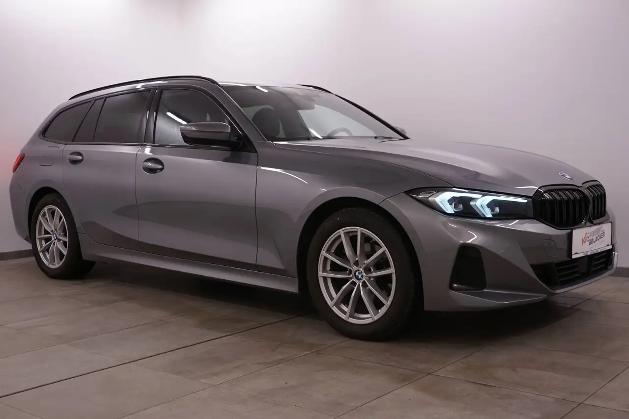BMW 318 d// shadow line // harman kardon // ACC — photo 1 of 25