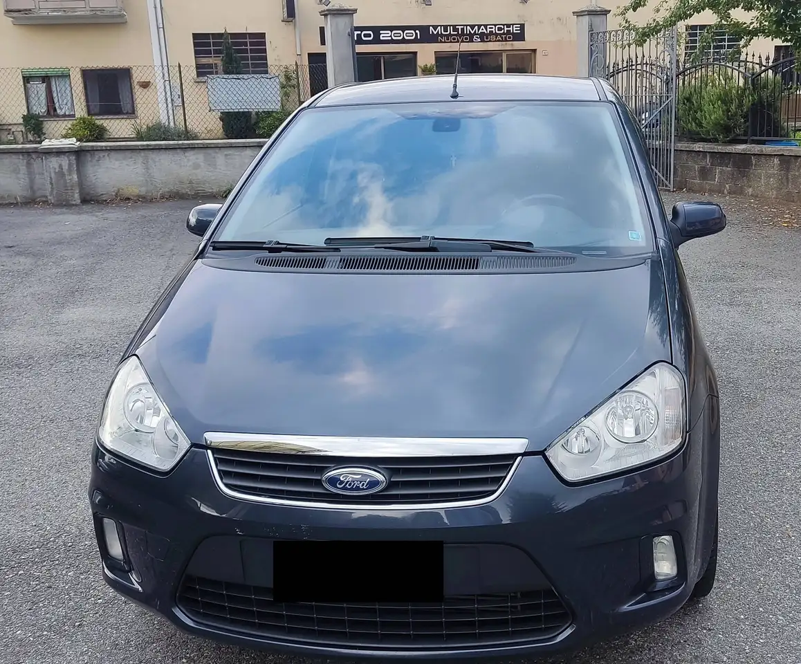 Ford C-Max 1.6 tdci Titanium 90cv — photo 1 of 13