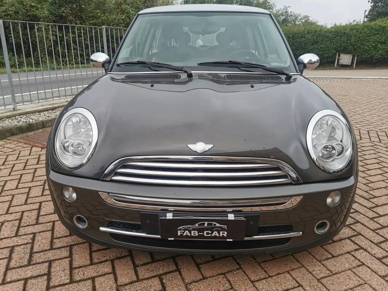 MINI Cooper Mini II 1.6 Park Lane — photo 1 of 15