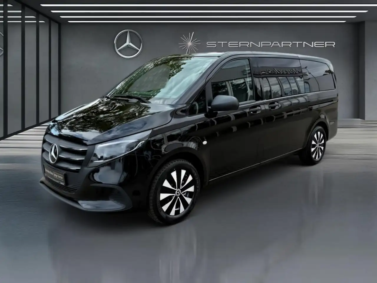 Mercedes-Benz Vito 116 CDI TOURER SELECT, LANG - 9 S., CARPLAY — photo 1 of 22
