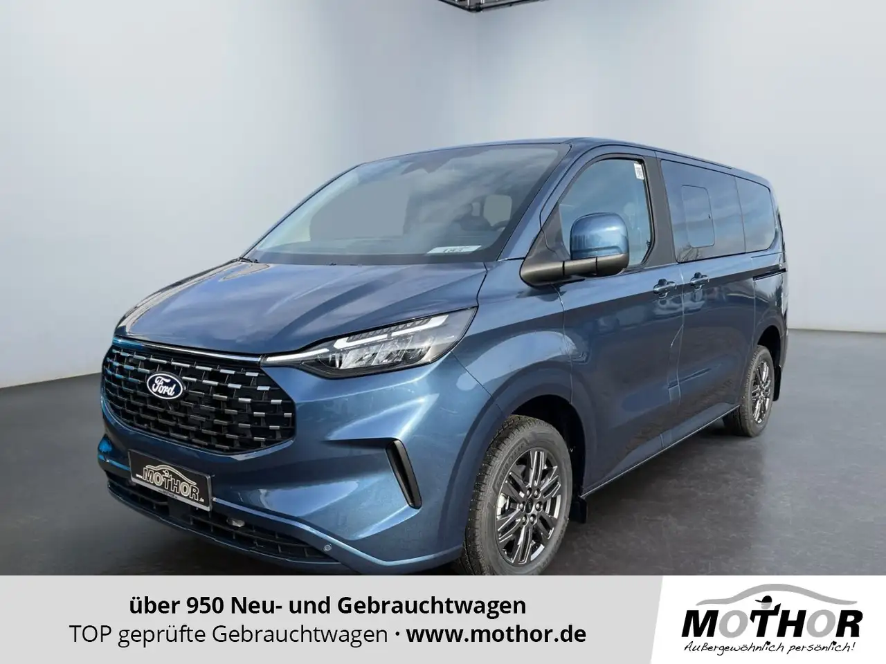 Ford Tourneo Custom Titanium 2.0 EcoBlue Winter Paket — photo 1 of 15