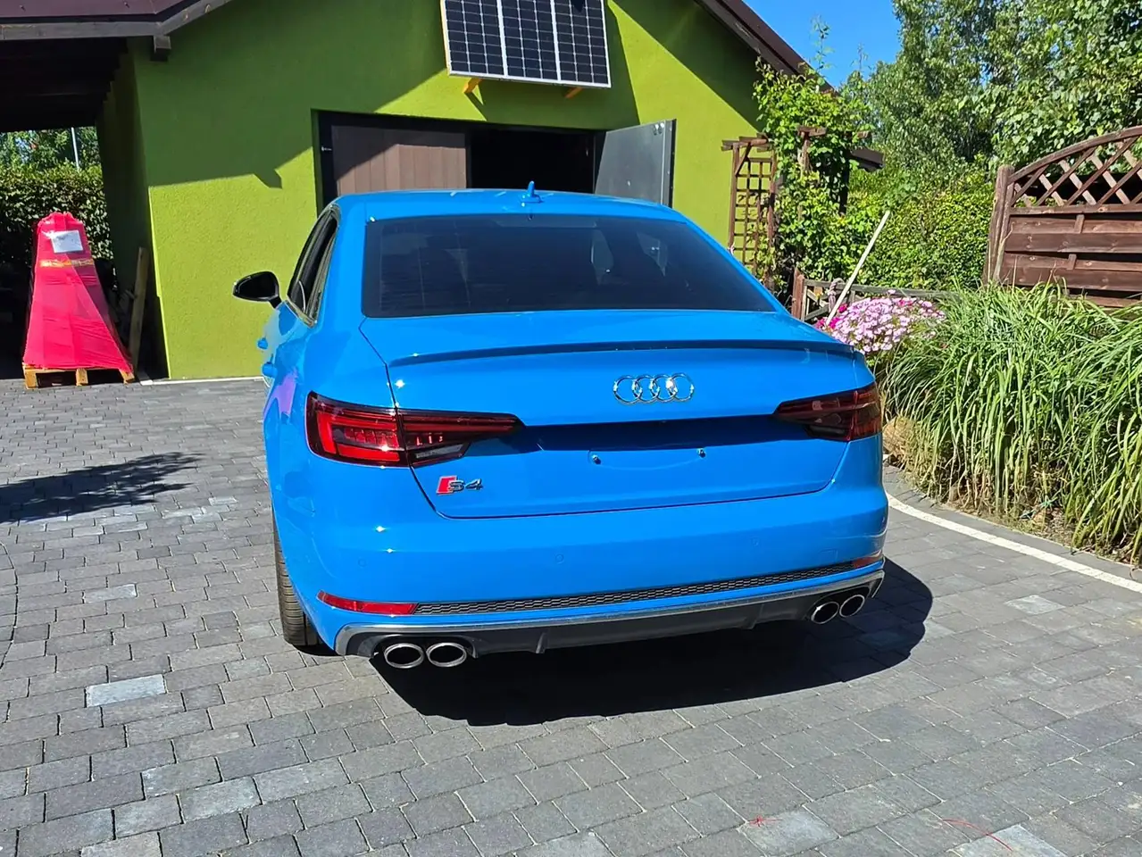 2019 Audi S4, photograph 4